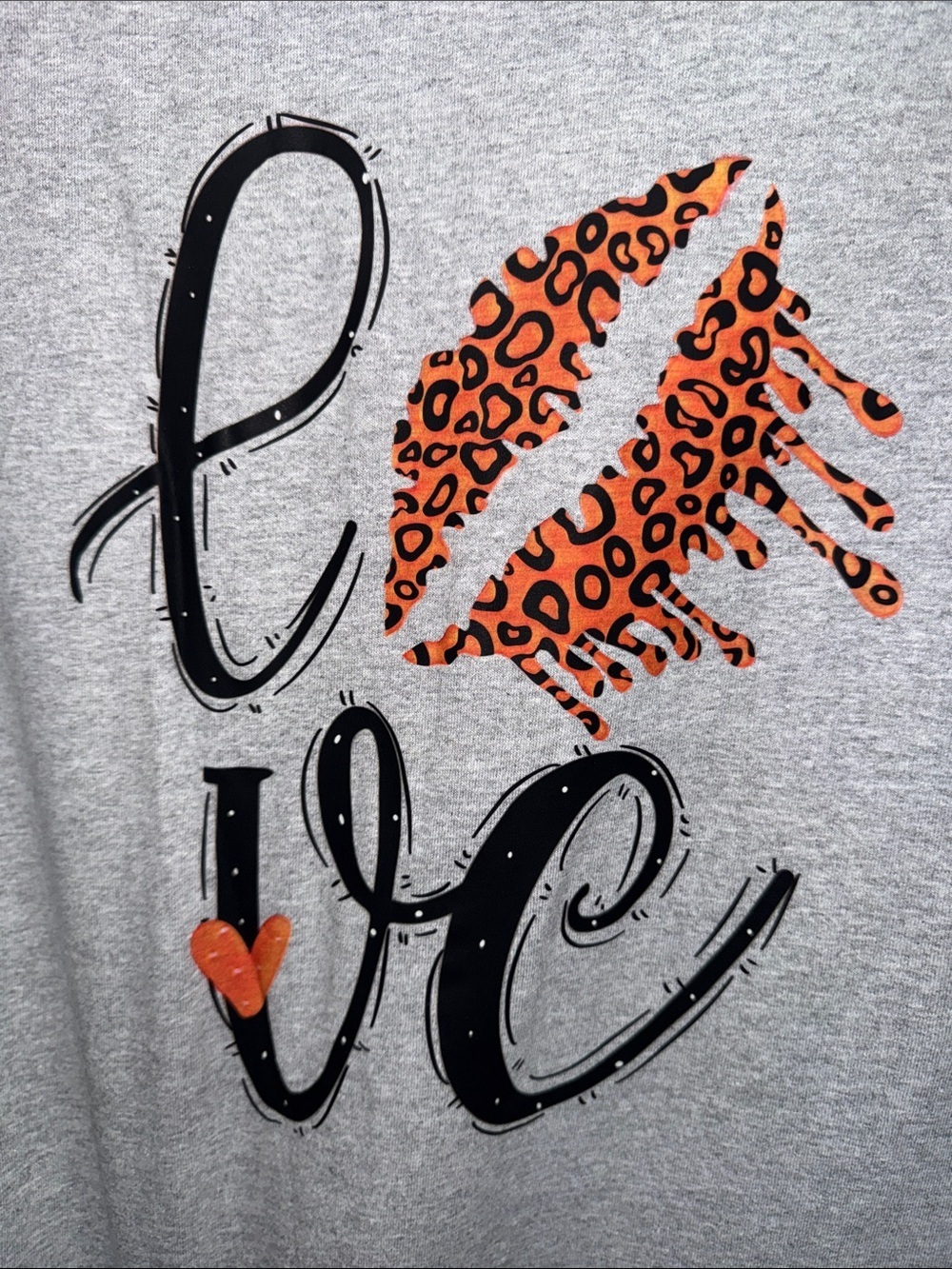 Gildan Gray Short Sleeve Tee with Love Lips Script - Picture 5 of 9